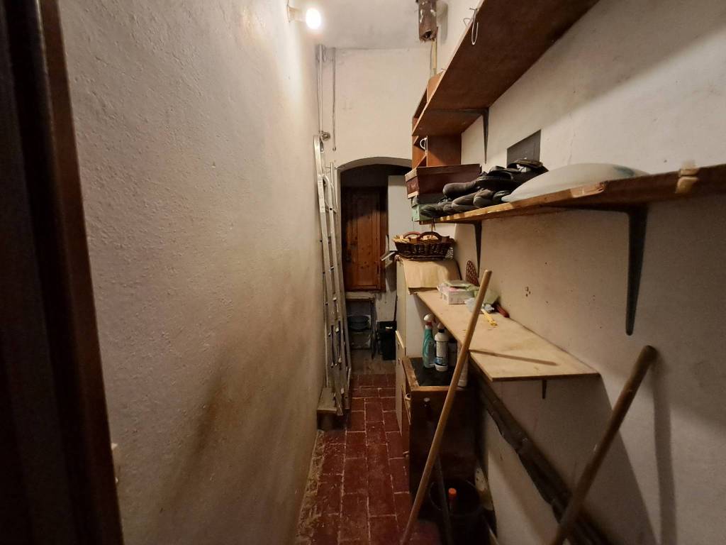 Immagine 40 di Casa indipendente in vendita  a Crespina Lorenzana