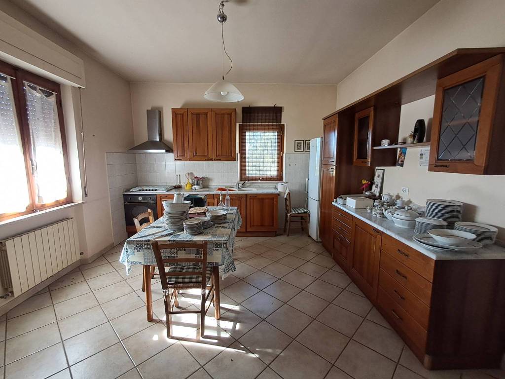 Immagine 12 di Casa indipendente in vendita  a Crespina Lorenzana