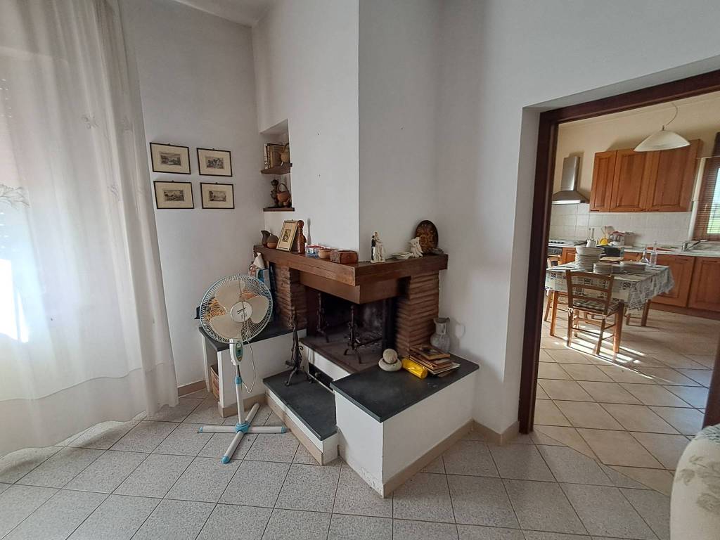 Immagine 6 di Casa indipendente in vendita  a Crespina Lorenzana