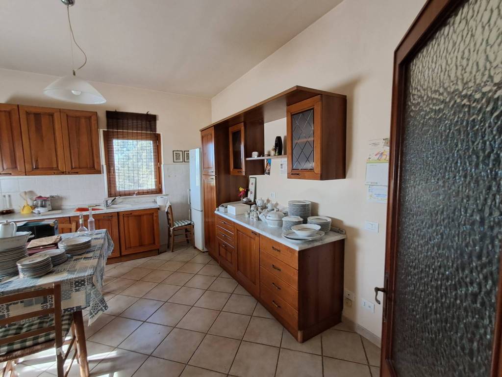 Immagine 11 di Casa indipendente in vendita  a Crespina Lorenzana