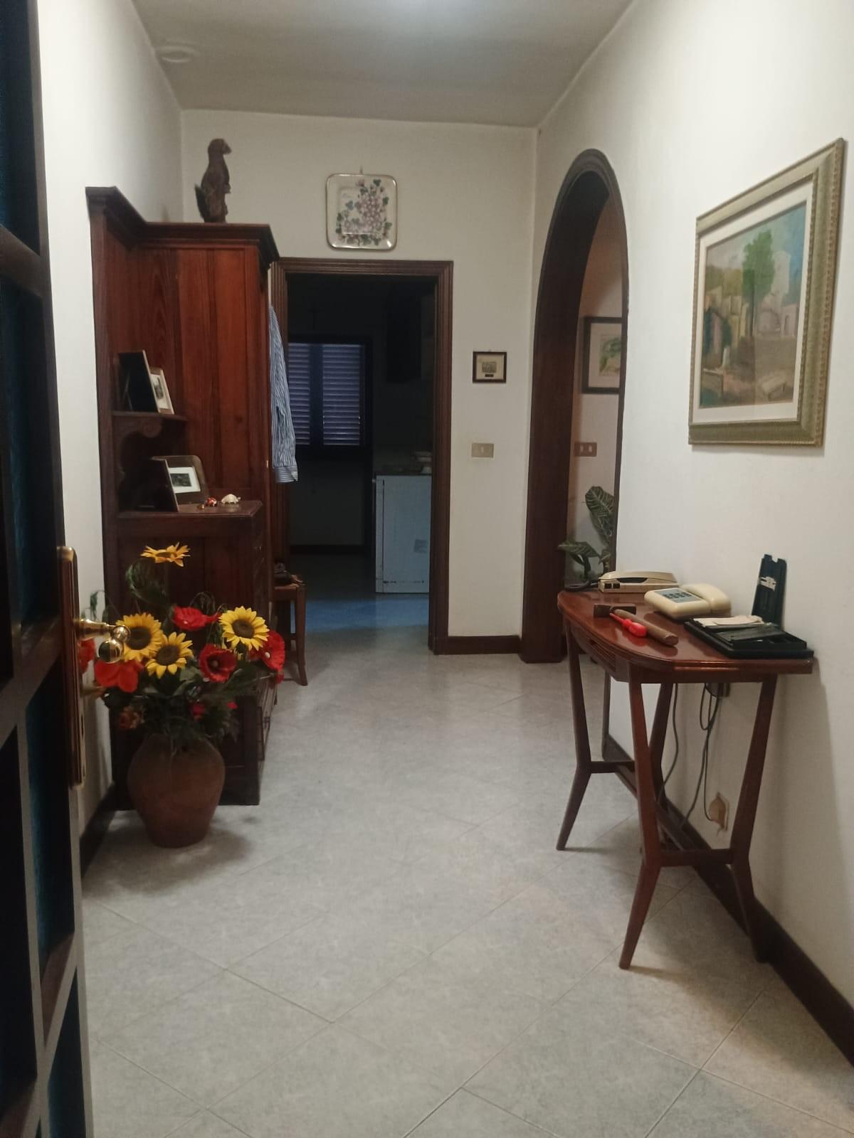 Foto annuncio 24