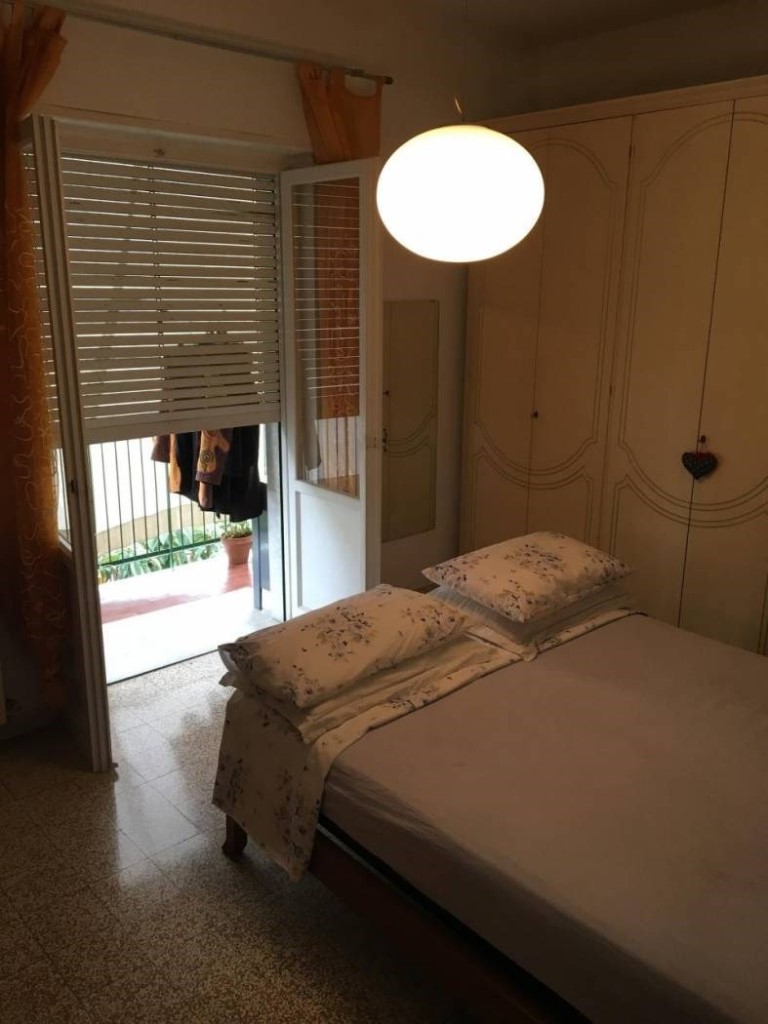 Immagine 11 di Appartamento in vendita  a Massa