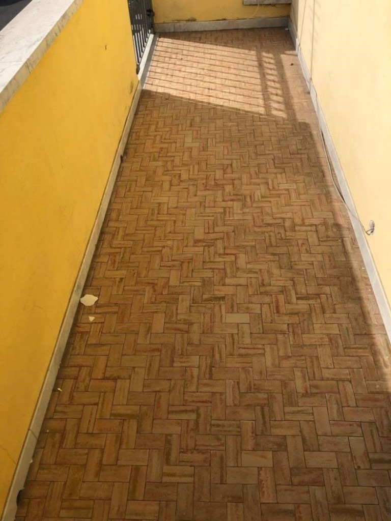 Immagine 14 di Appartamento in vendita  a Massa