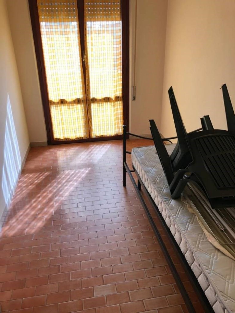 Immagine 11 di Appartamento in vendita  a Massa