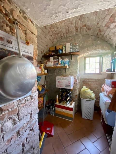 Immagine 9 di Villa in vendita  a Sarzana