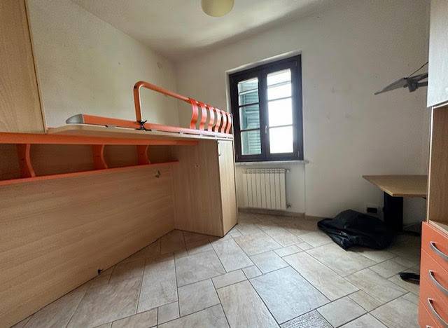 Immagine 26 di Casa bifamiliare in vendita  a Ortonovo