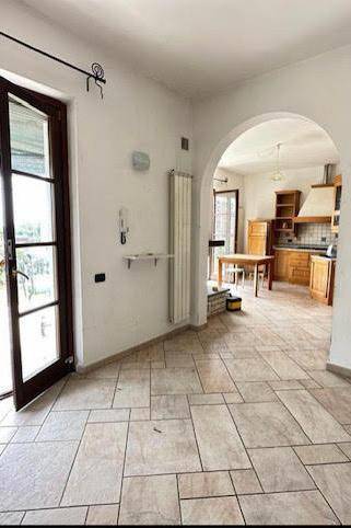 Immagine 33 di Casa bifamiliare in vendita  a Ortonovo