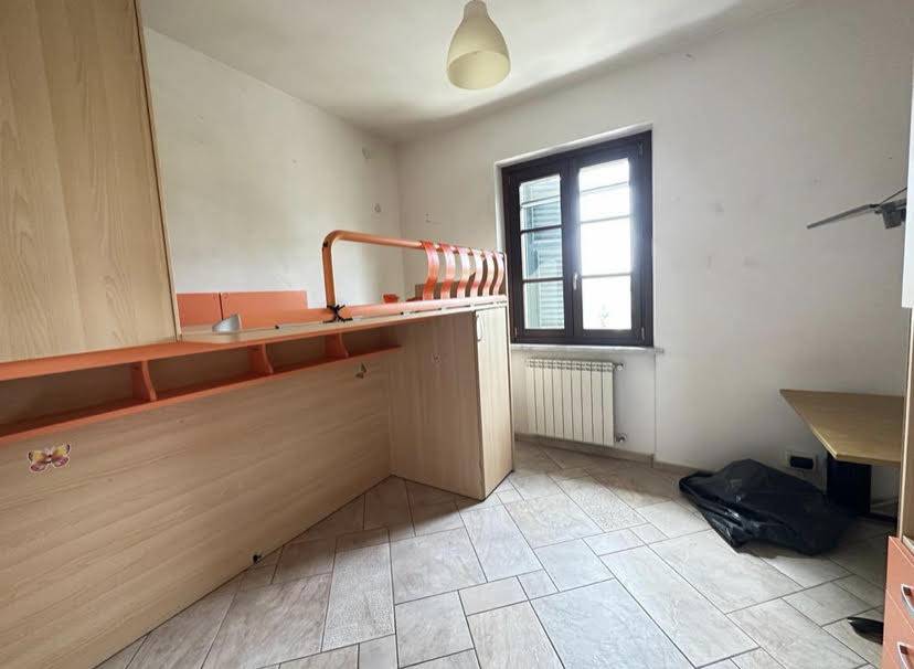 Immagine 25 di Casa bifamiliare in vendita  a Ortonovo