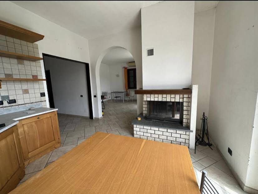 Immagine 23 di Casa bifamiliare in vendita  a Ortonovo