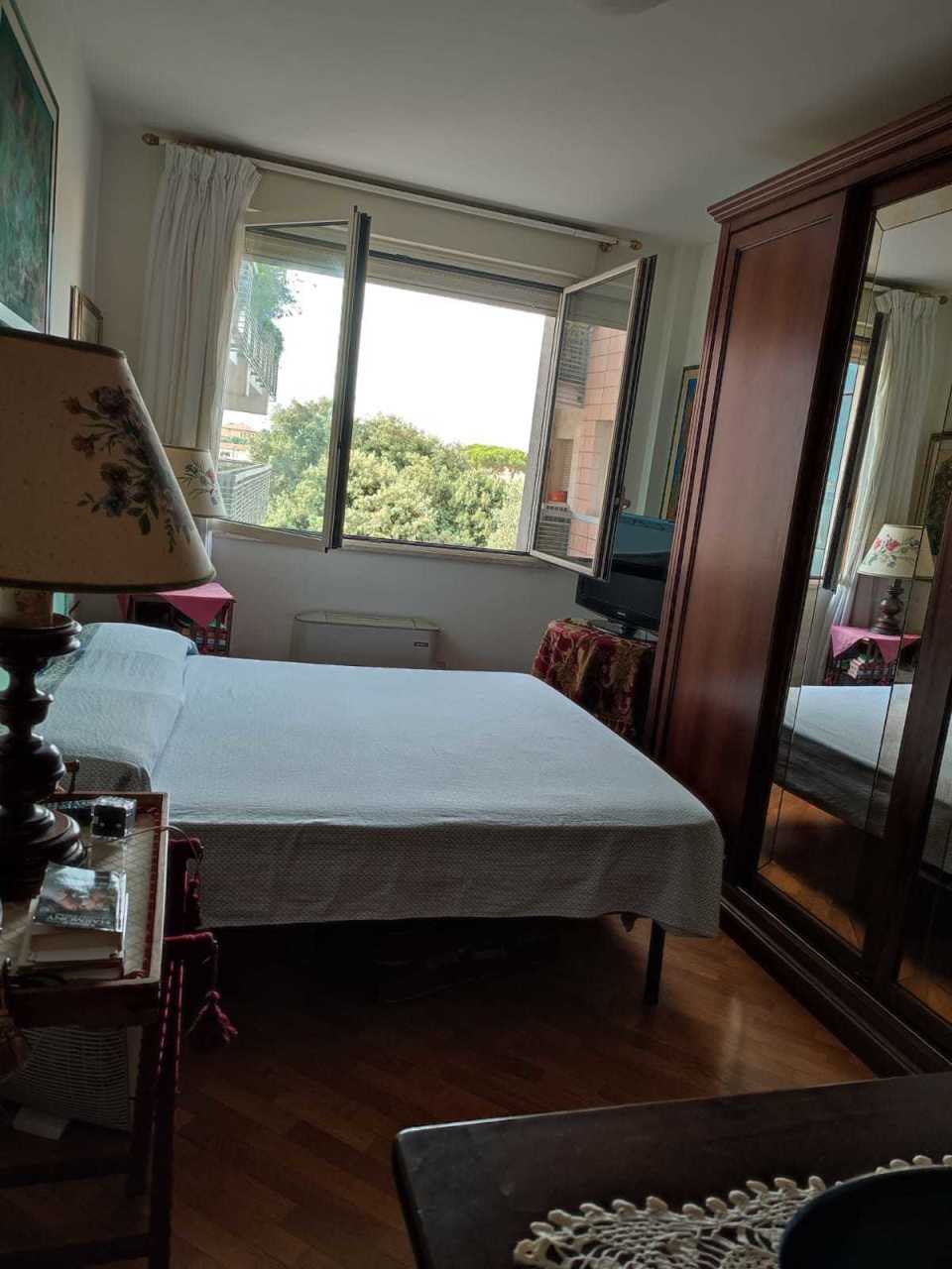 Immagine 13 di Appartamento in vendita  a Livorno