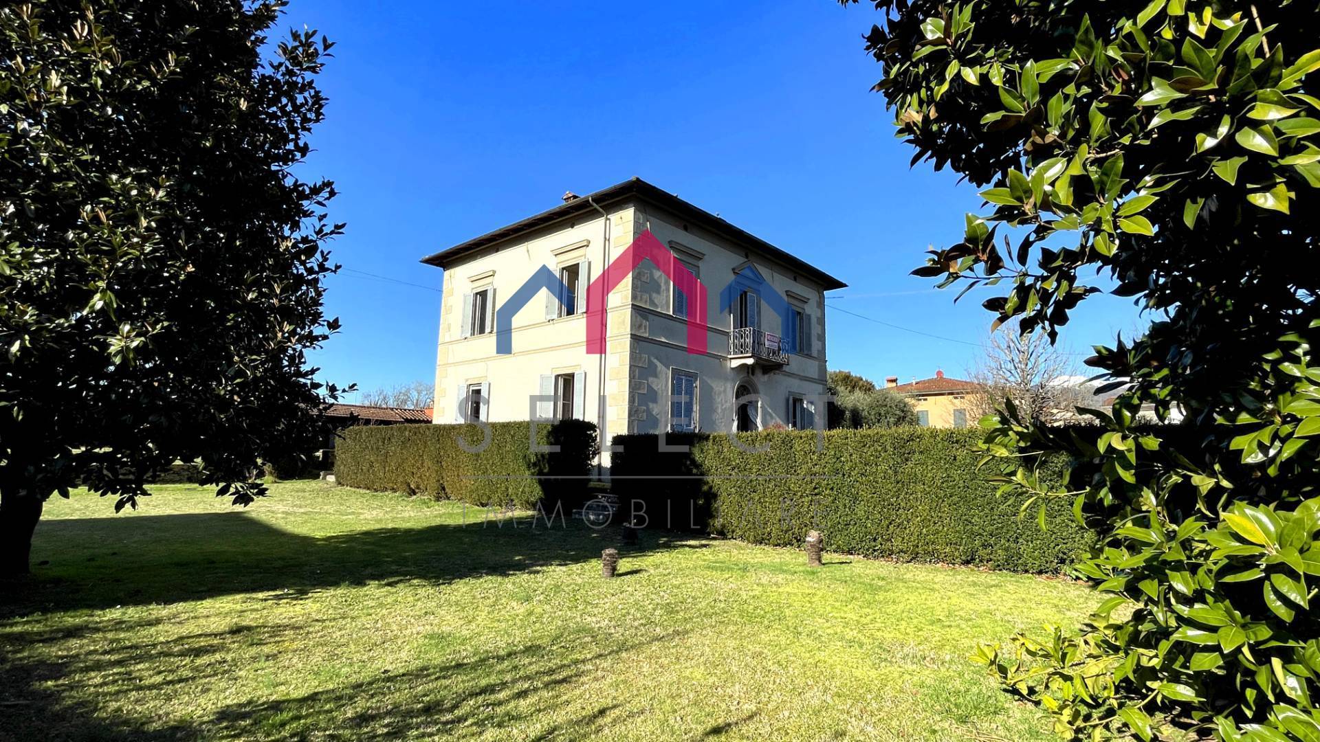 Immagine 9 di Villa in vendita  a Coreglia Antelminelli