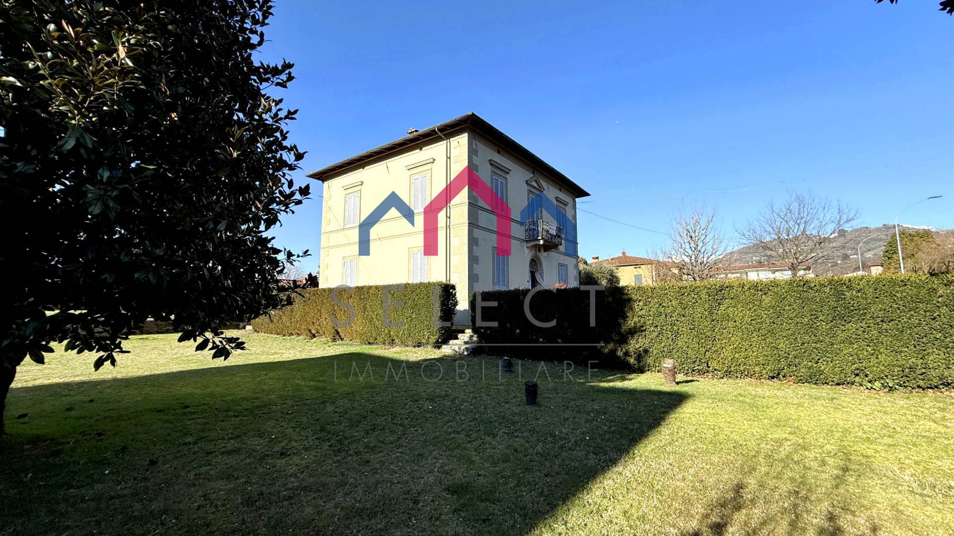 Immagine 13 di Villa in vendita  a Coreglia Antelminelli