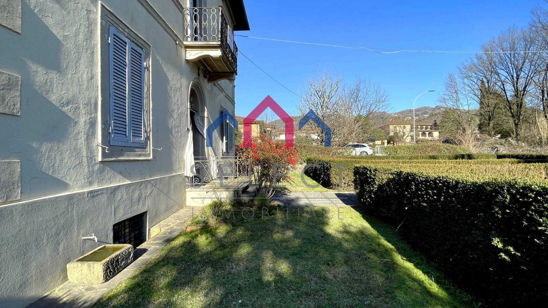 Immagine 7 di Villa in vendita  a Coreglia Antelminelli