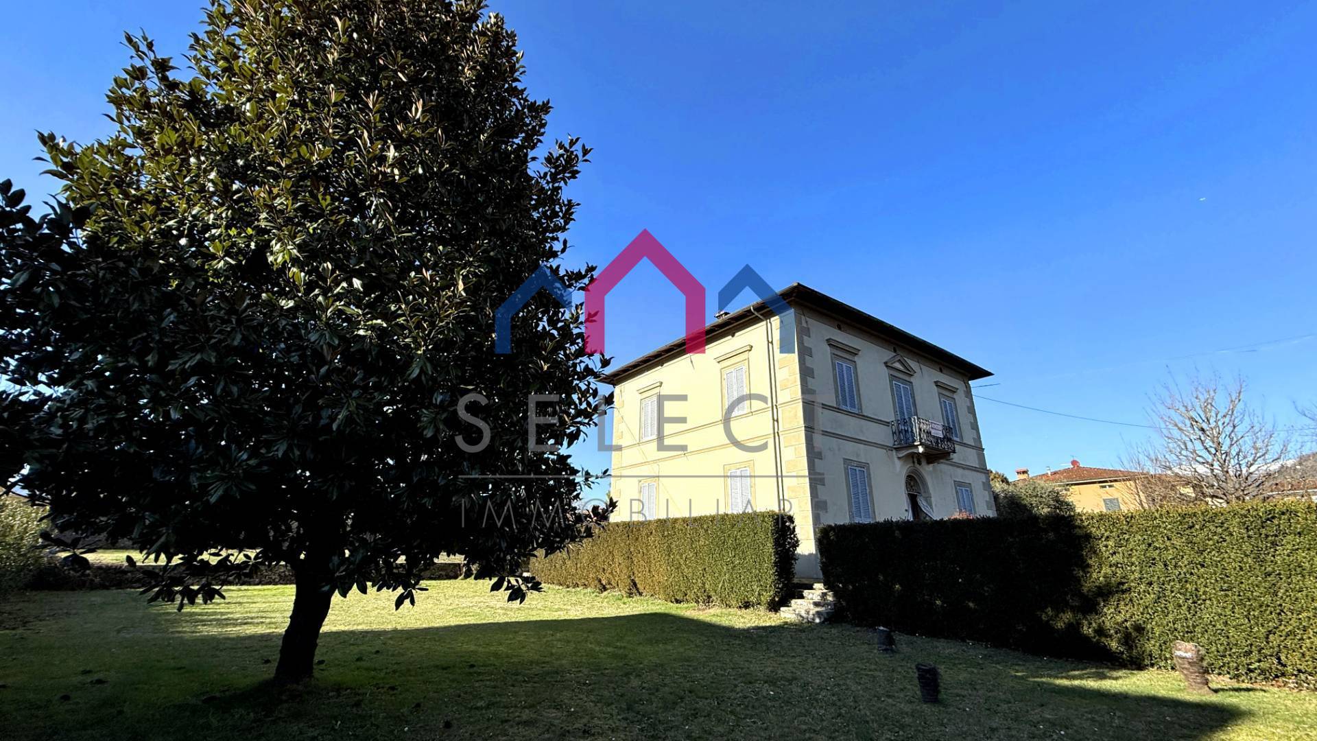 Immagine 11 di Villa in vendita  a Coreglia Antelminelli