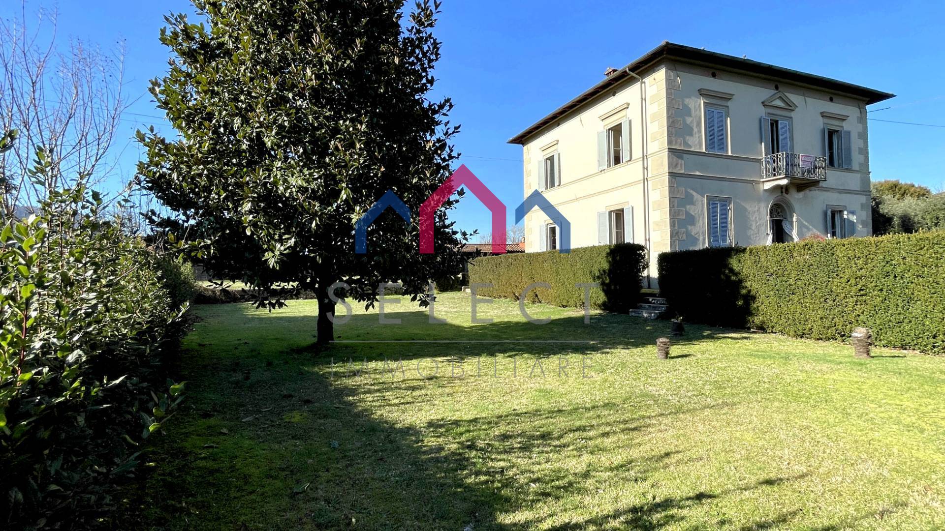 Immagine 12 di Villa in vendita  a Coreglia Antelminelli