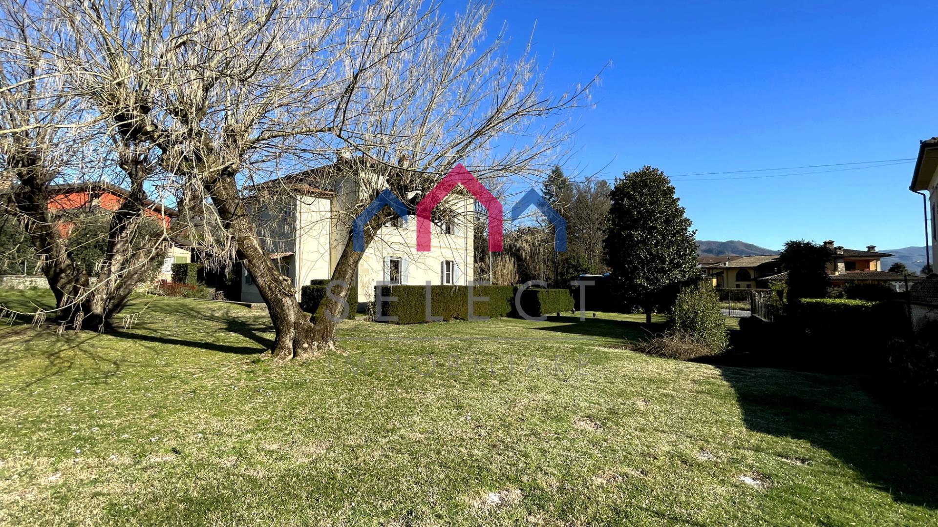 Immagine 66 di Villa in vendita  a Coreglia Antelminelli