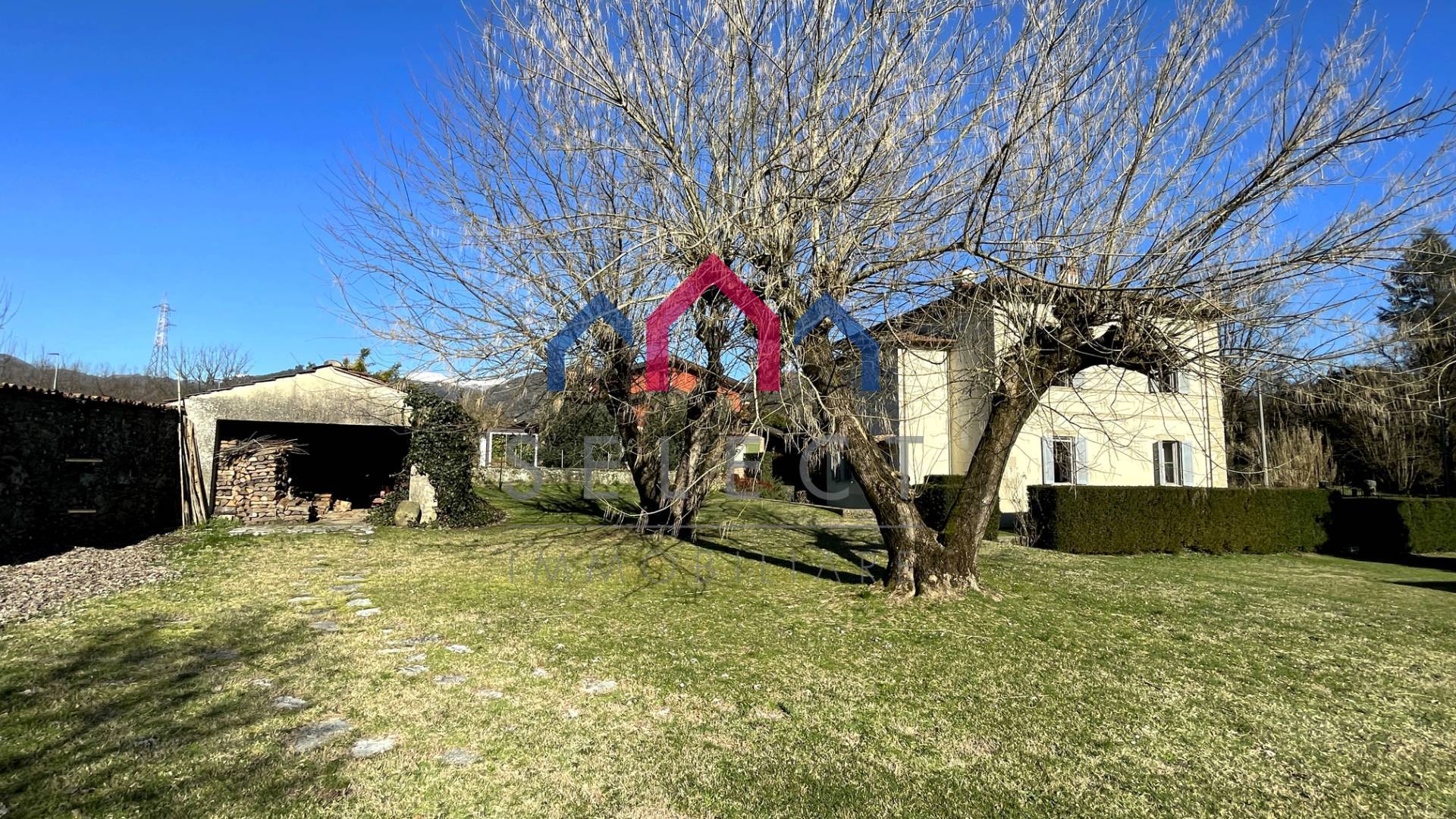 Immagine 71 di Villa in vendita  a Coreglia Antelminelli