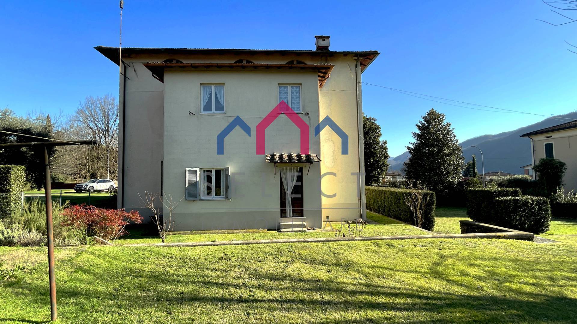 Immagine 69 di Villa in vendita  a Coreglia Antelminelli