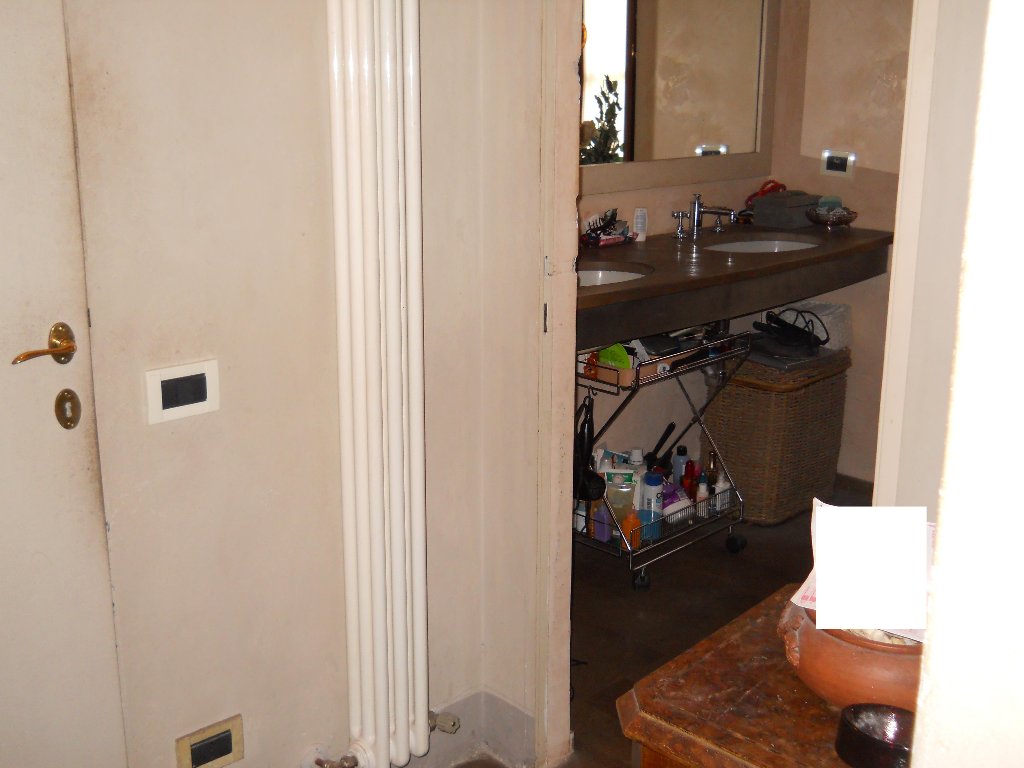 Immagine 27 di Terratetto in vendita  a Calci