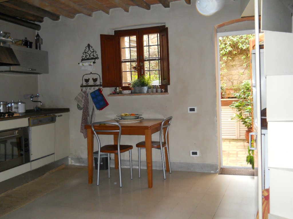 Immagine 10 di Terratetto in vendita  a Calci