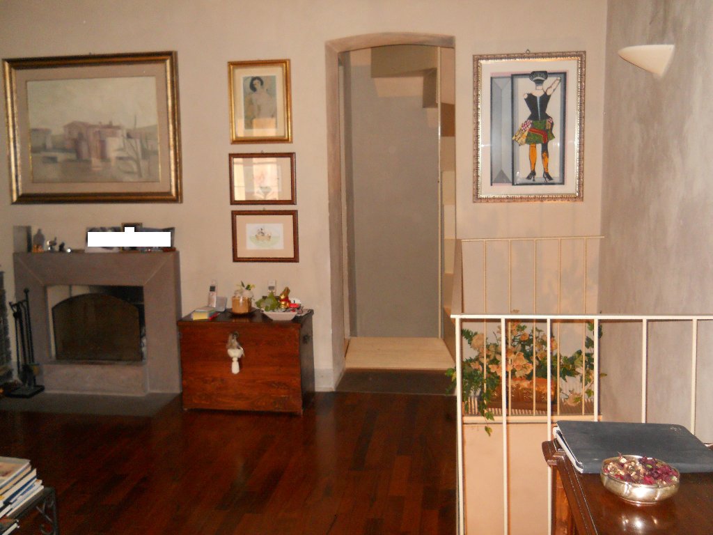 Immagine 19 di Terratetto in vendita  a Calci