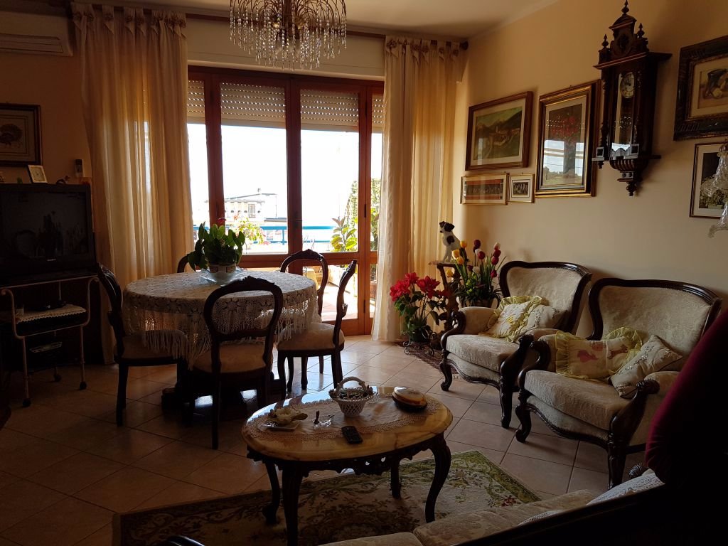 Immagine 6 di Mansarda in vendita  a Rosignano Marittimo