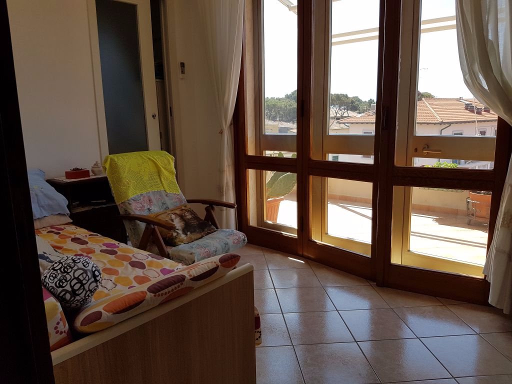 Immagine 12 di Mansarda in vendita  a Rosignano Marittimo