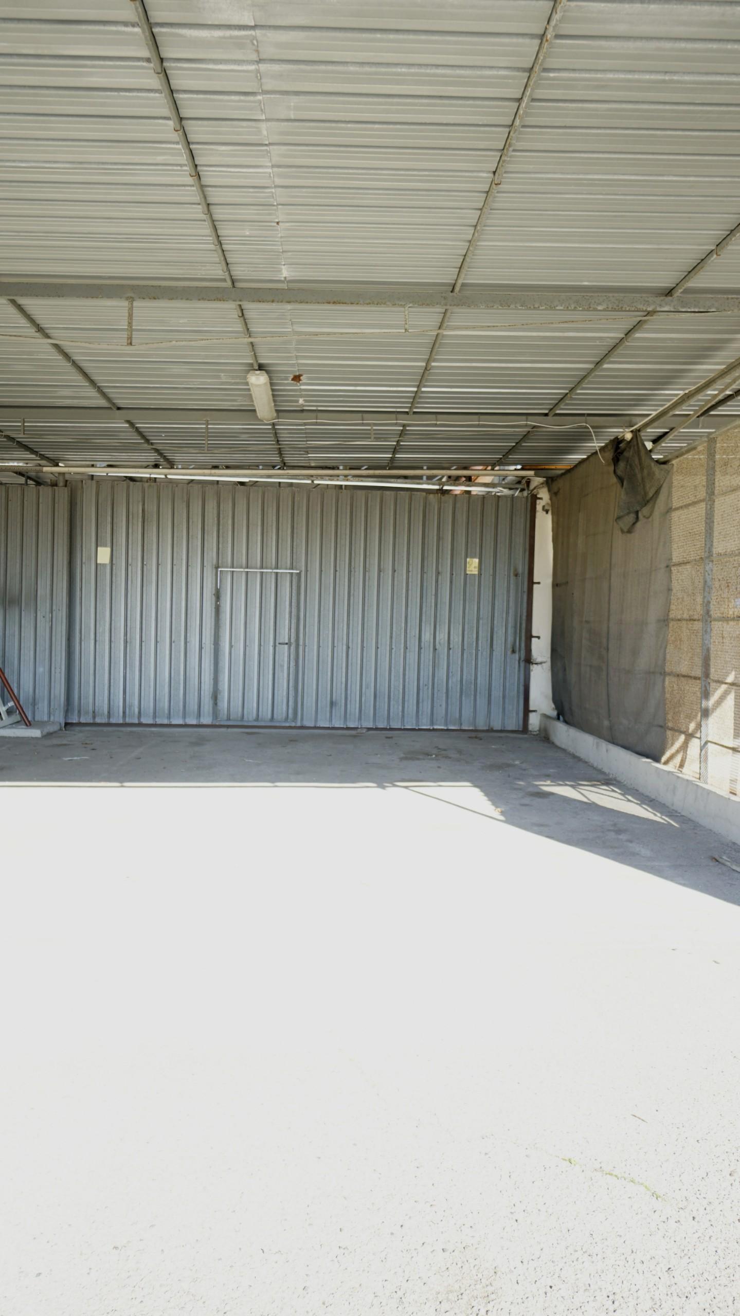 Immagine 3 di Magazzino in affitto  a San Giuliano Terme