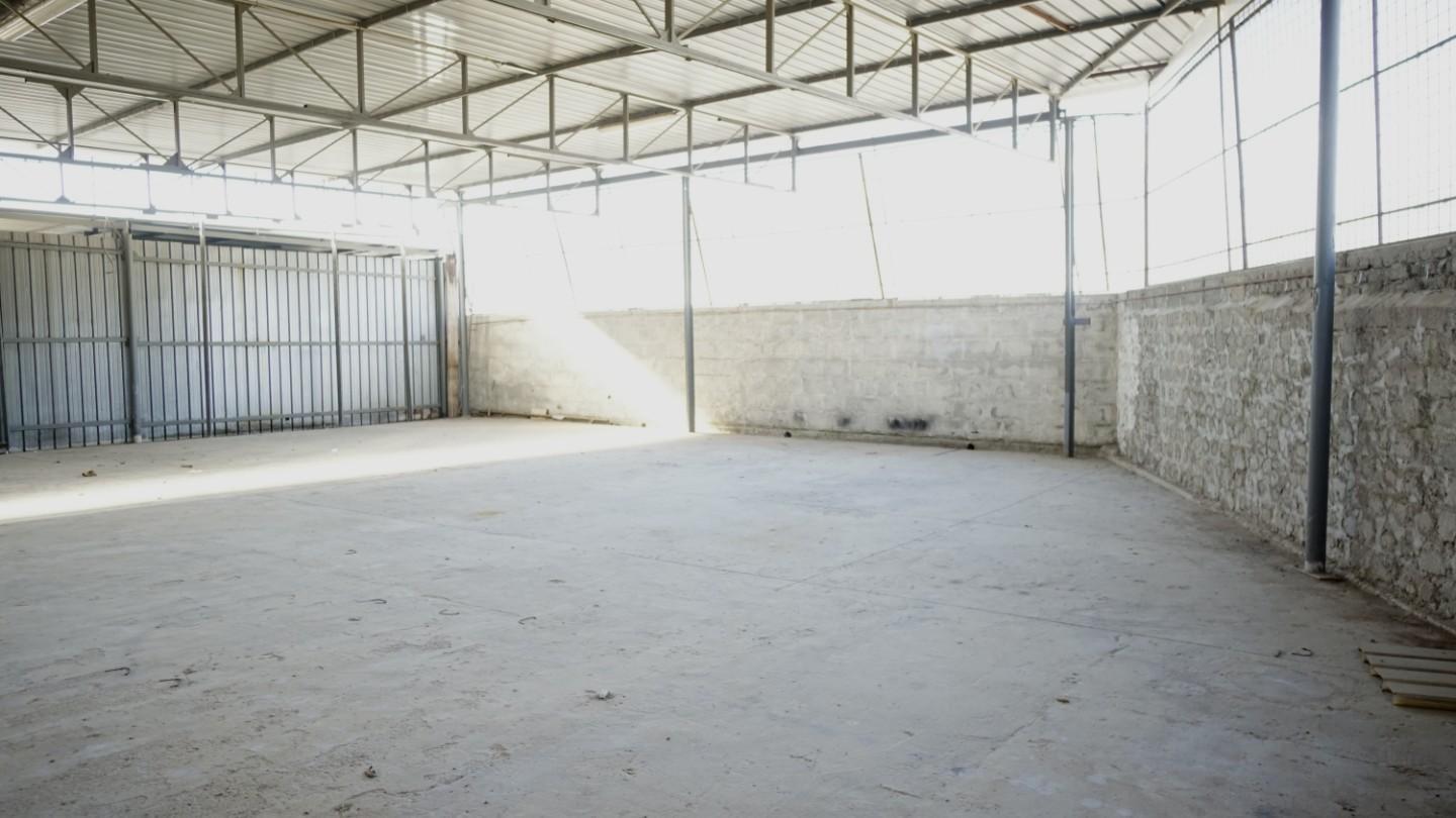 Immagine 11 di Magazzino in affitto  a San Giuliano Terme