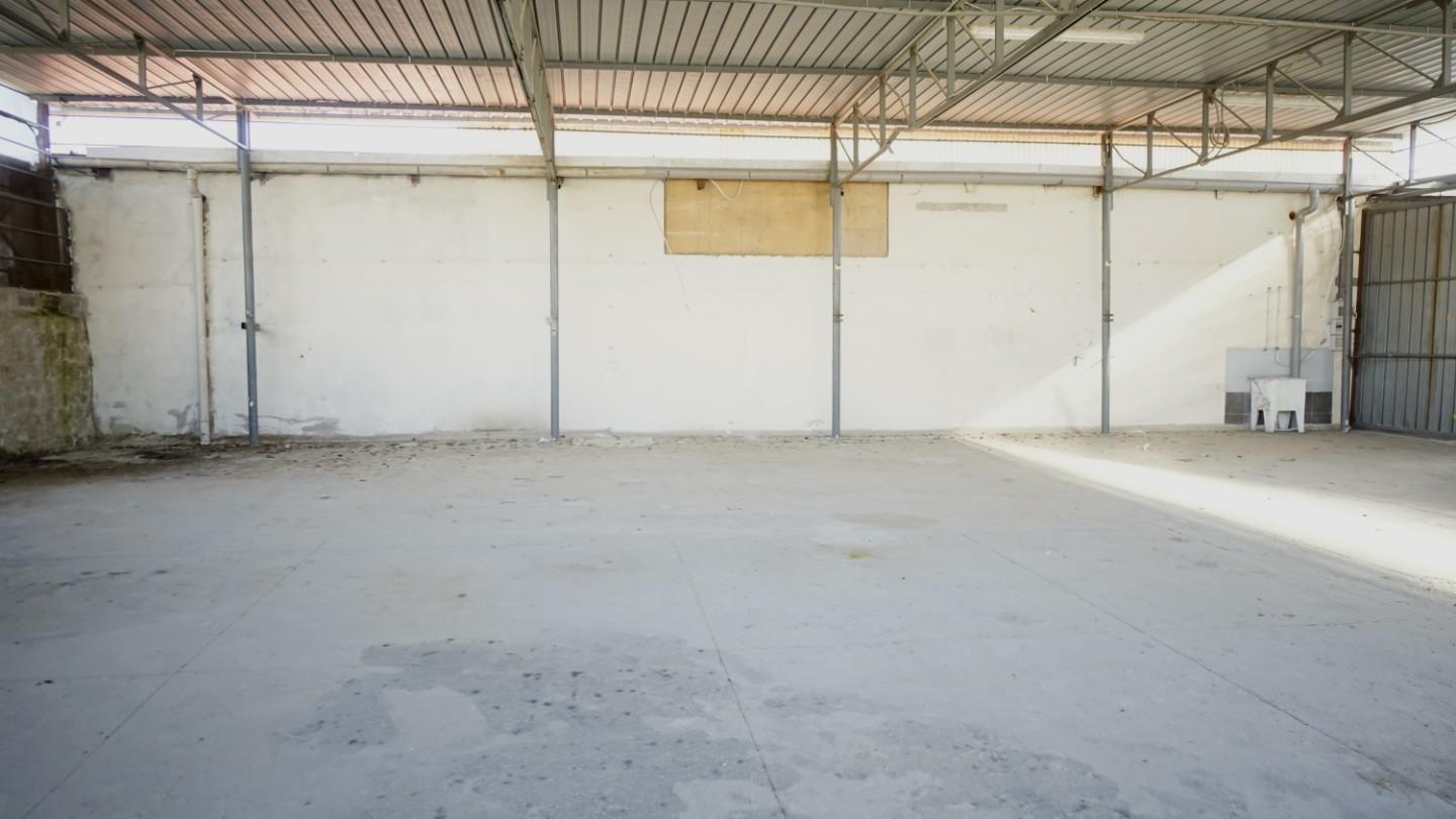 Immagine 8 di Magazzino in affitto  a San Giuliano Terme