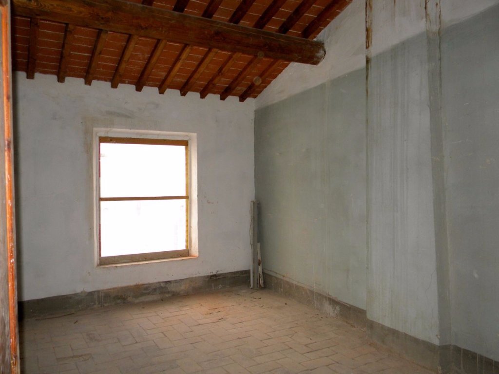 Immagine 10 di Rustico / casale in vendita  a San Giuliano Terme