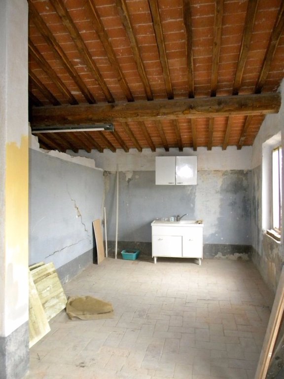 Immagine 8 di Rustico / casale in vendita  a San Giuliano Terme