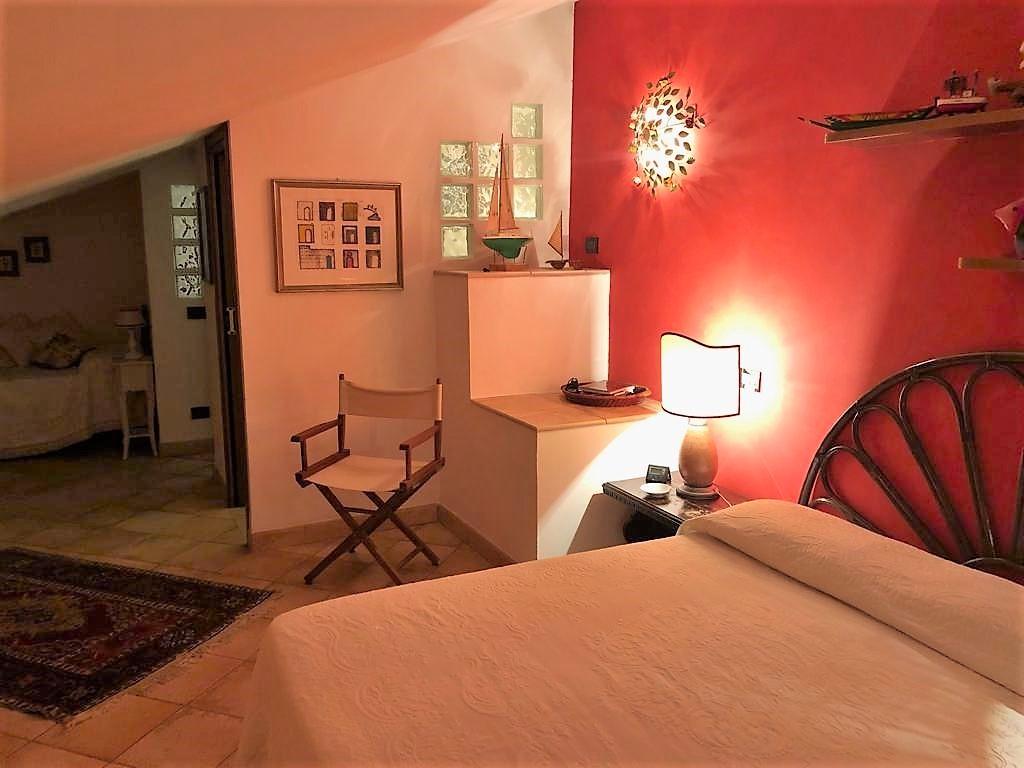 Immagine 32 di Casa semindipendente in vendita  a Montignoso