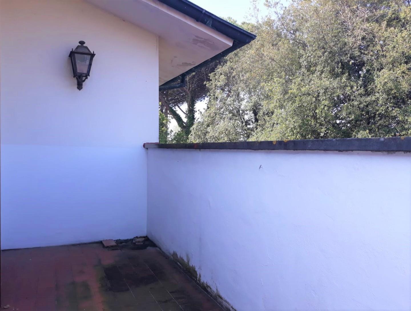 Immagine 20 di Villa in vendita  a Cascina