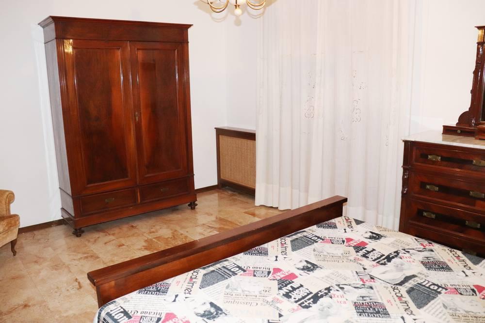 Immagine 12 di Villa in vendita  a Cascina