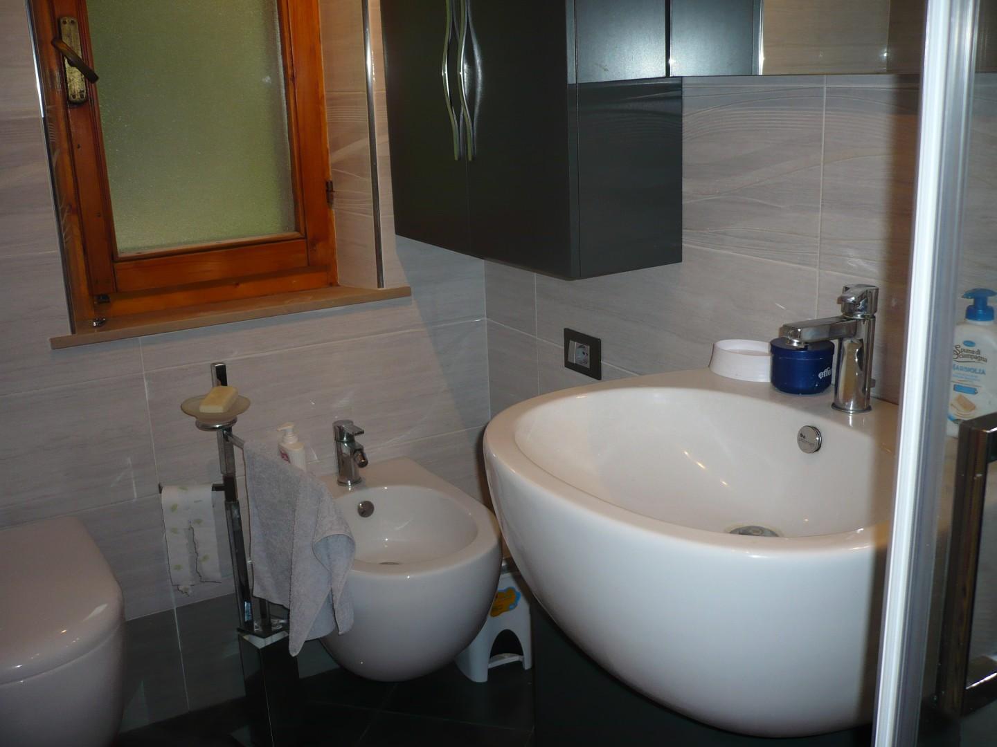 Immagine 7 di Appartamento in vendita  a Colle Di Val D'elsa