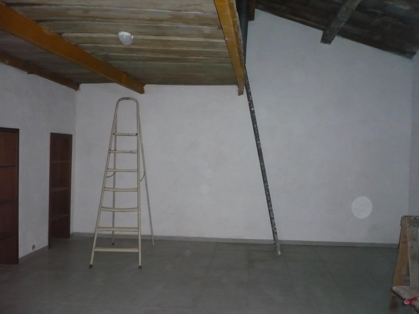 Immagine 12 di Appartamento in vendita  a Colle Di Val D'elsa