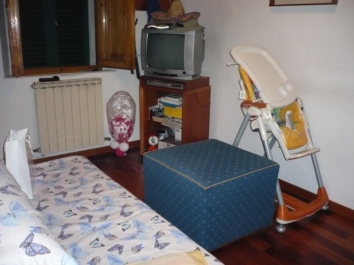 Immagine 11 di Appartamento in vendita  a Colle Di Val D'elsa