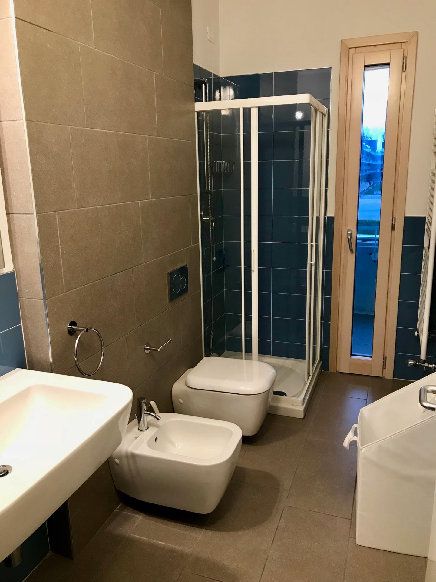 Immagine 11 di Appartamento in vendita  a Pisa