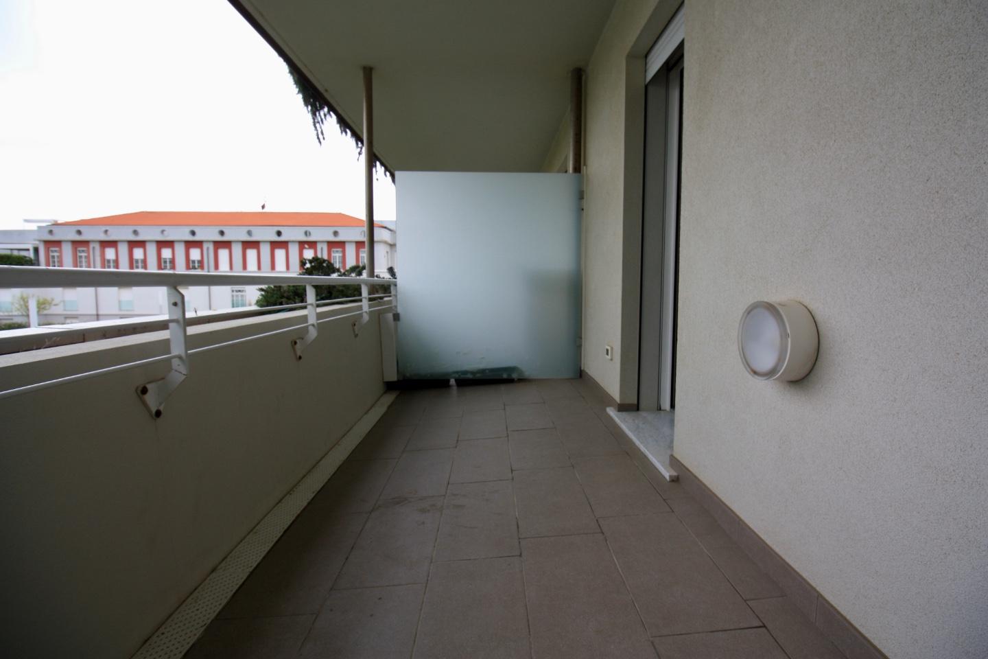 Immagine 16 di Appartamento in vendita  a Pisa