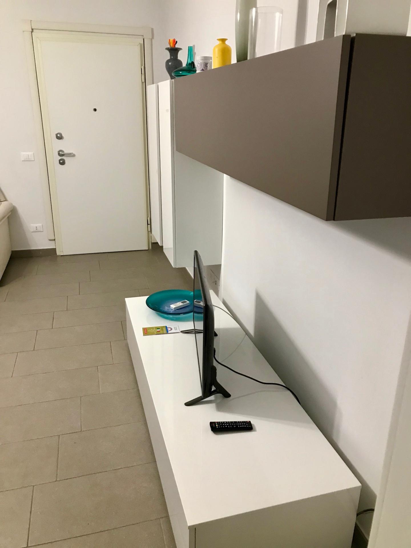 Immagine 13 di Appartamento in vendita  a Pisa