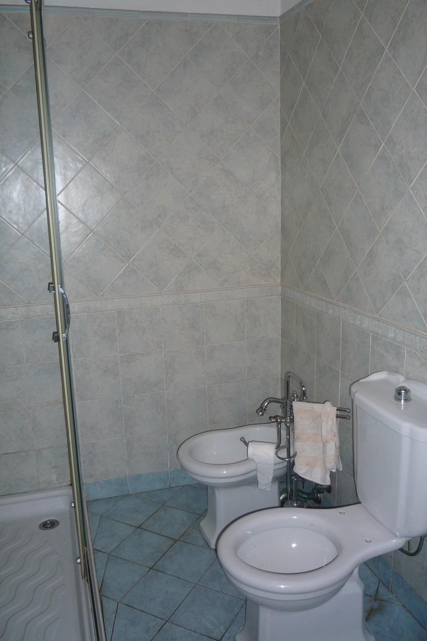 Immagine 15 di Casa bifamiliare in vendita  a Carrara