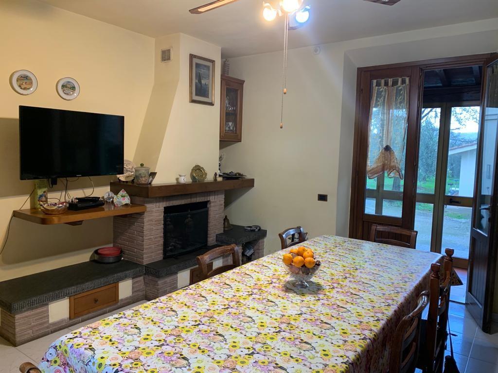 Immagine 12 di Casa indipendente in vendita  a San Giuliano Terme