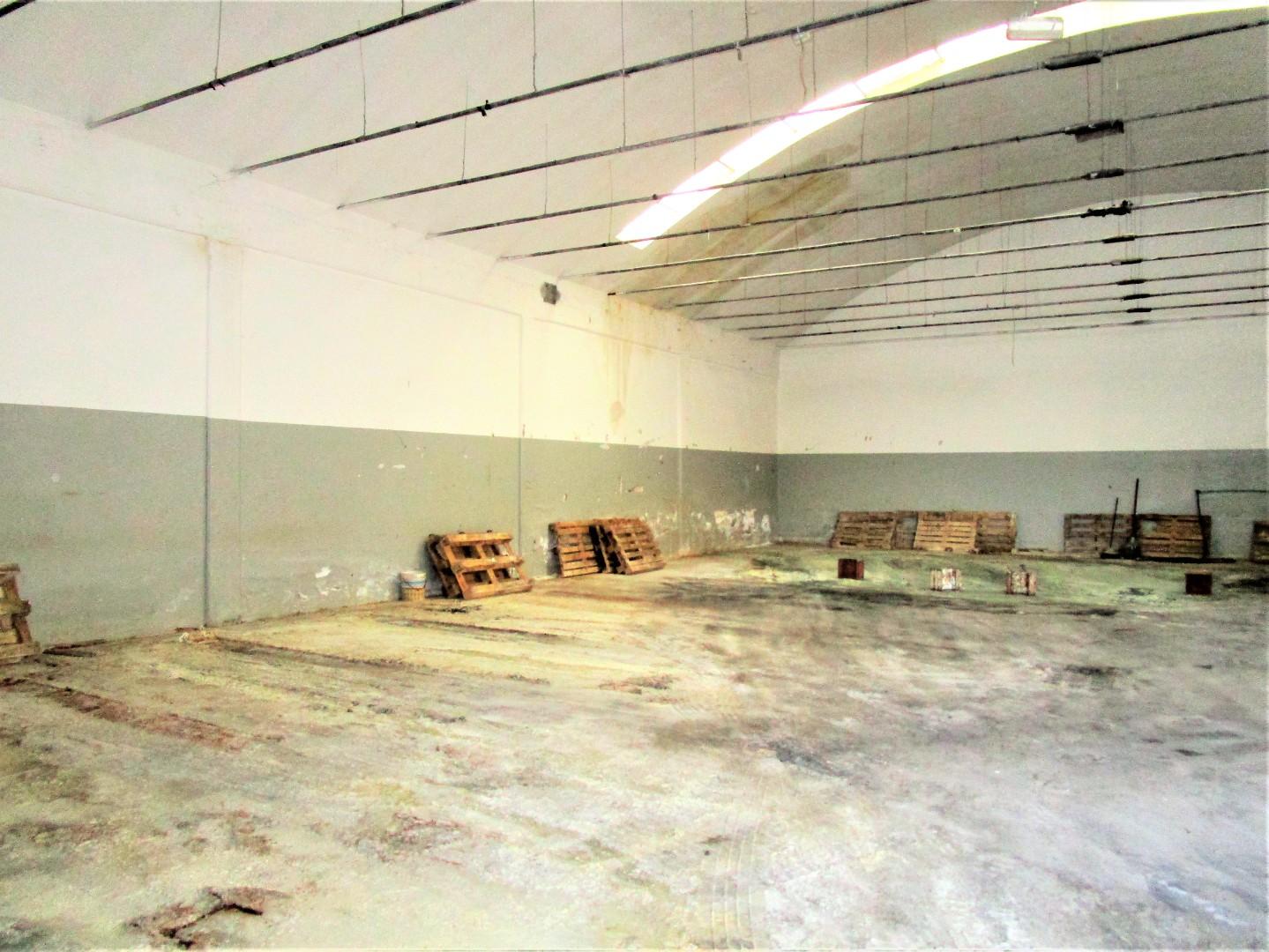 Immagine 4 di Capannone industriale in affitto  a Santa Croce Sull'arno