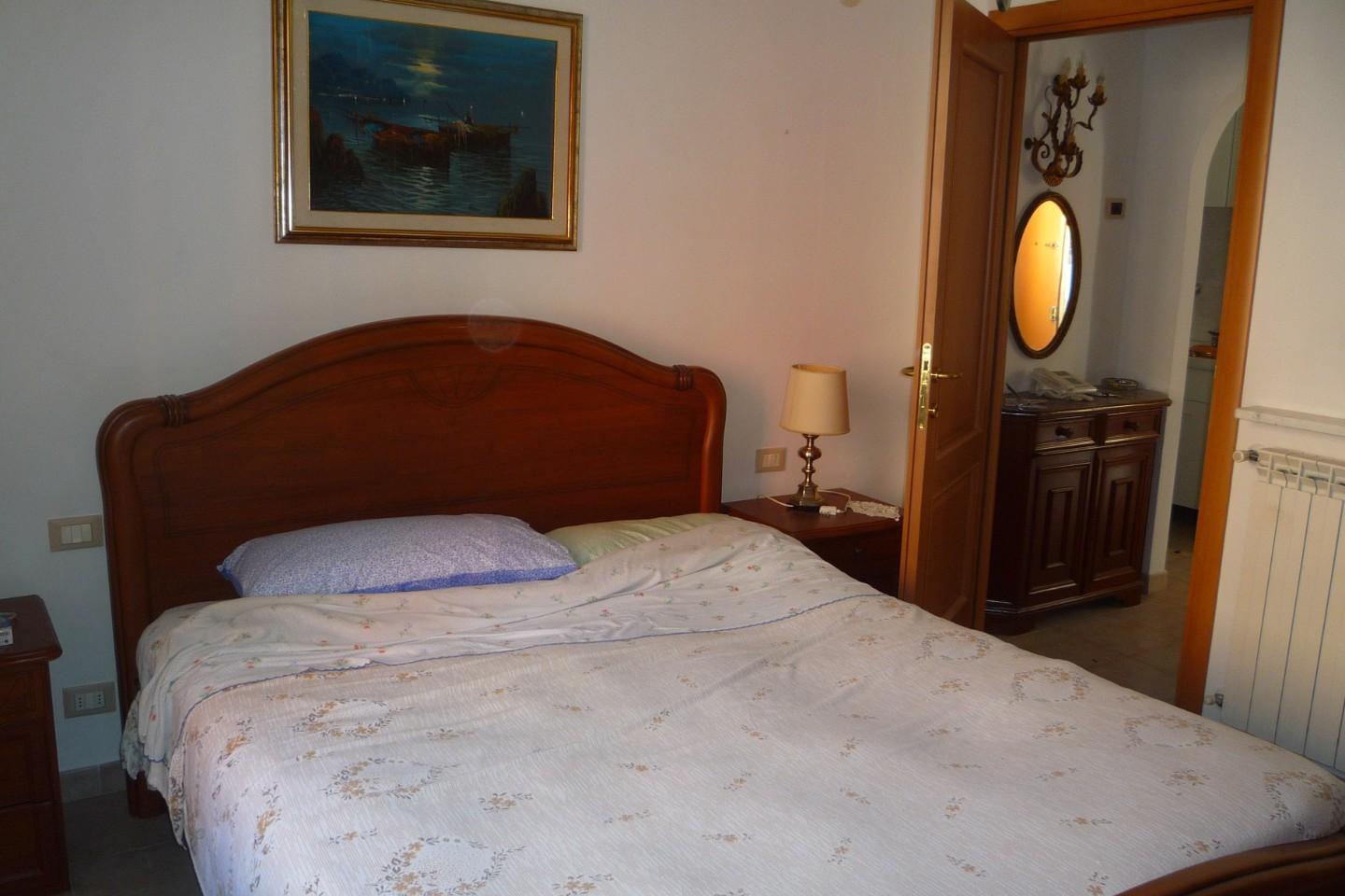 Immagine 3 di Appartamento in vendita  a Carrara