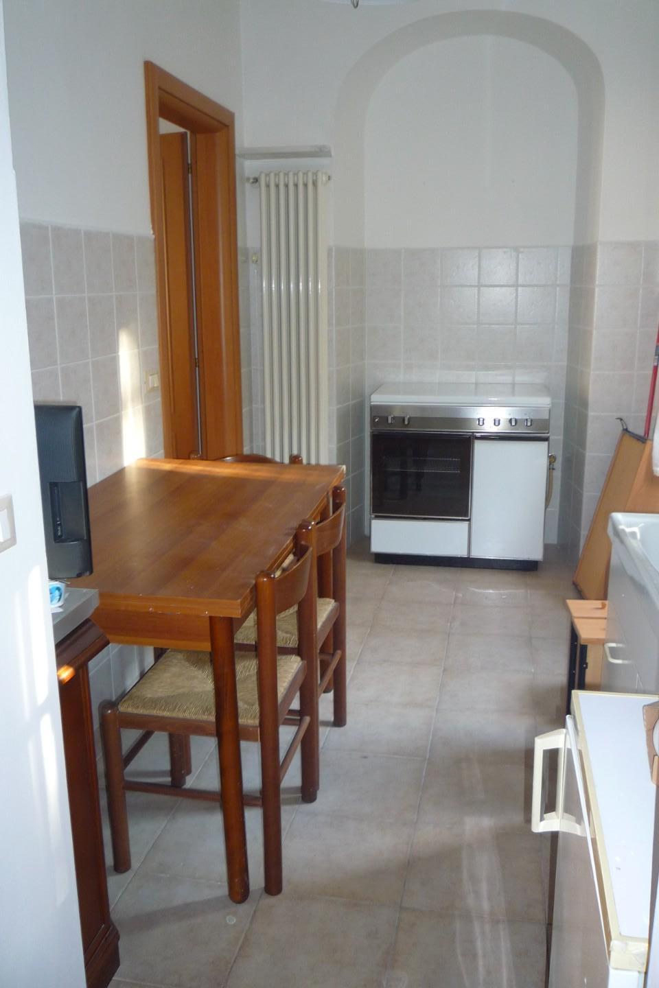 Immagine 7 di Appartamento in vendita  a Carrara