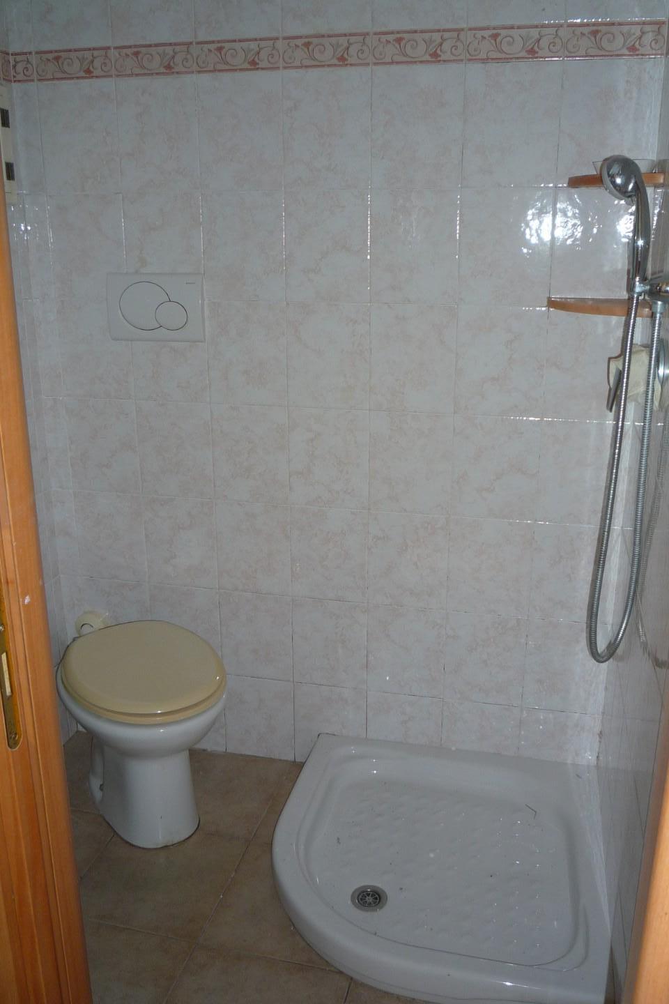 Immagine 4 di Appartamento in vendita  a Carrara