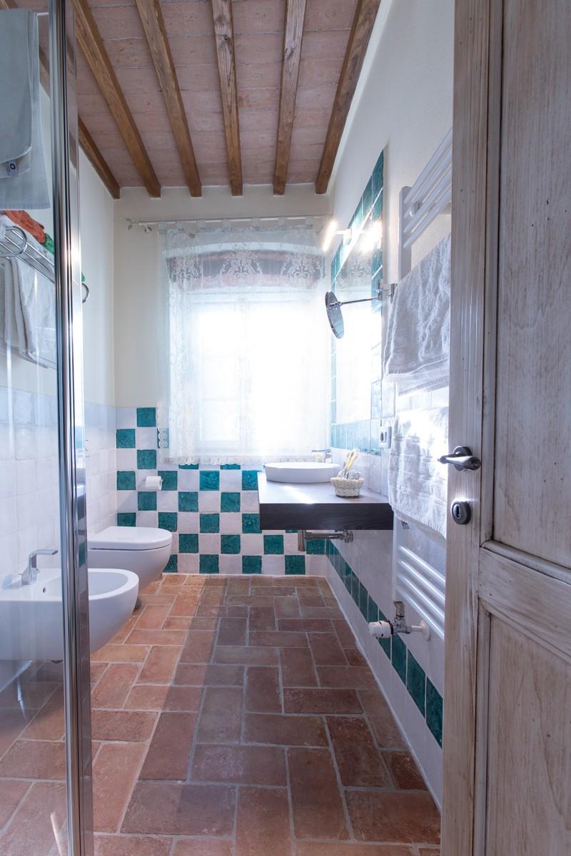 Immagine 31 di Albergo/B&B/Residence in vendita  a Pisa