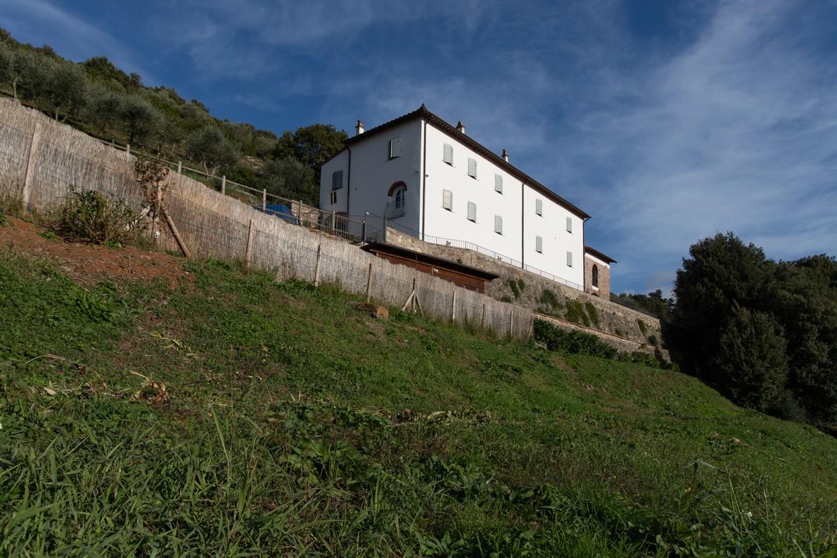 Immagine 60 di Albergo/B&B/Residence in vendita  a Pisa