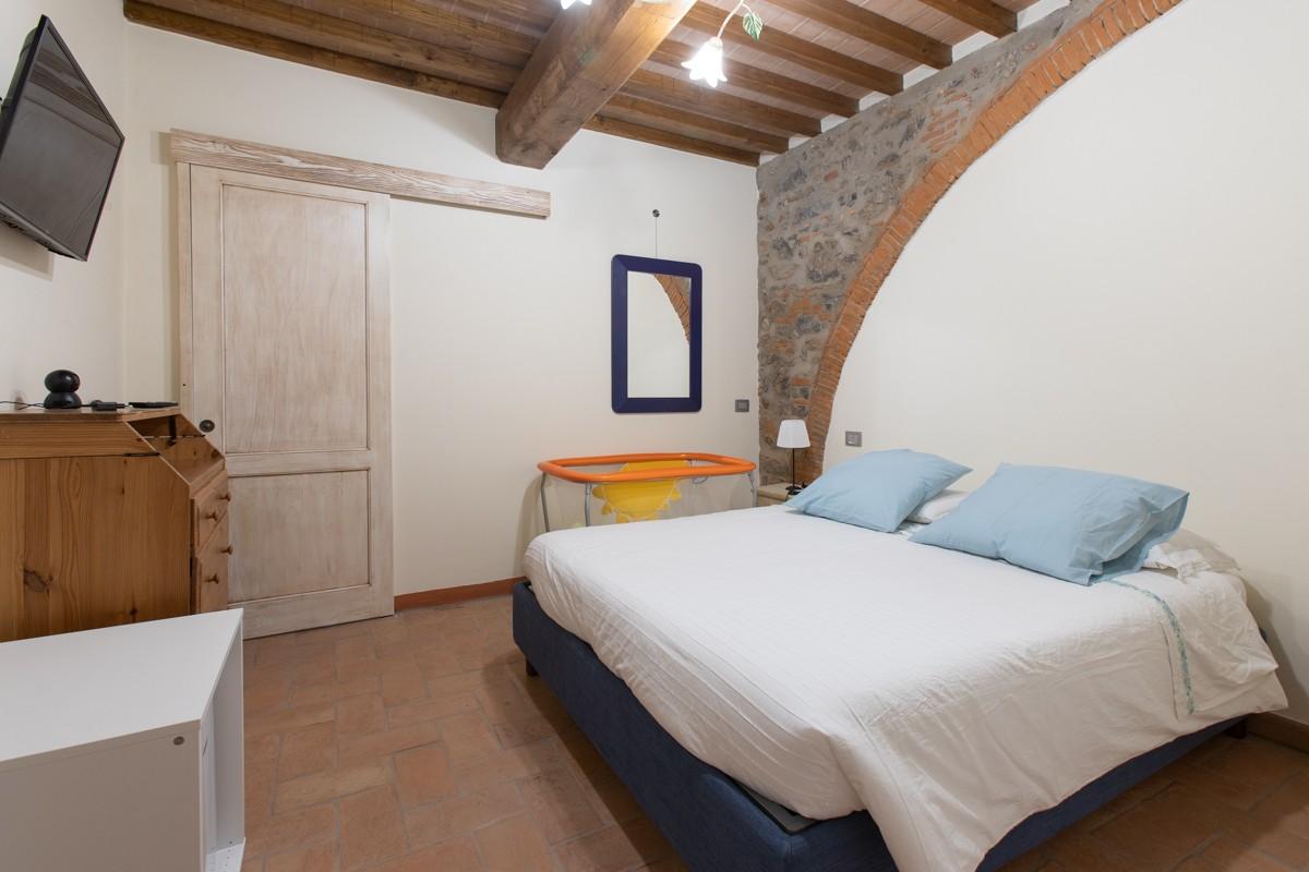 Immagine 35 di Albergo/B&B/Residence in vendita  a Pisa